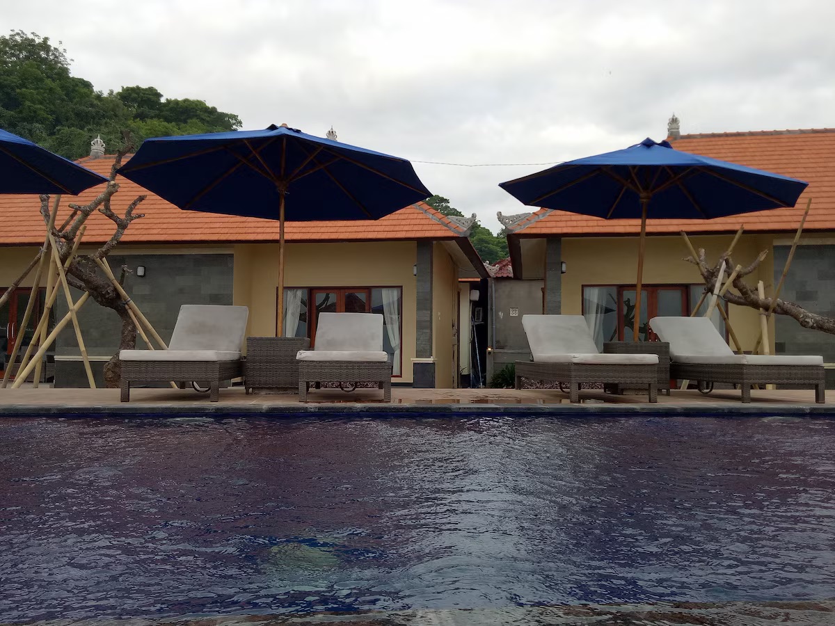 Cave Beach Bungalow Villa Image